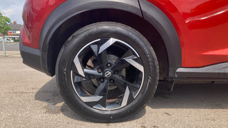 Nissan Juke 1.6 Hybrid N-Connecta 5dr Auto Hybrid Hatchback